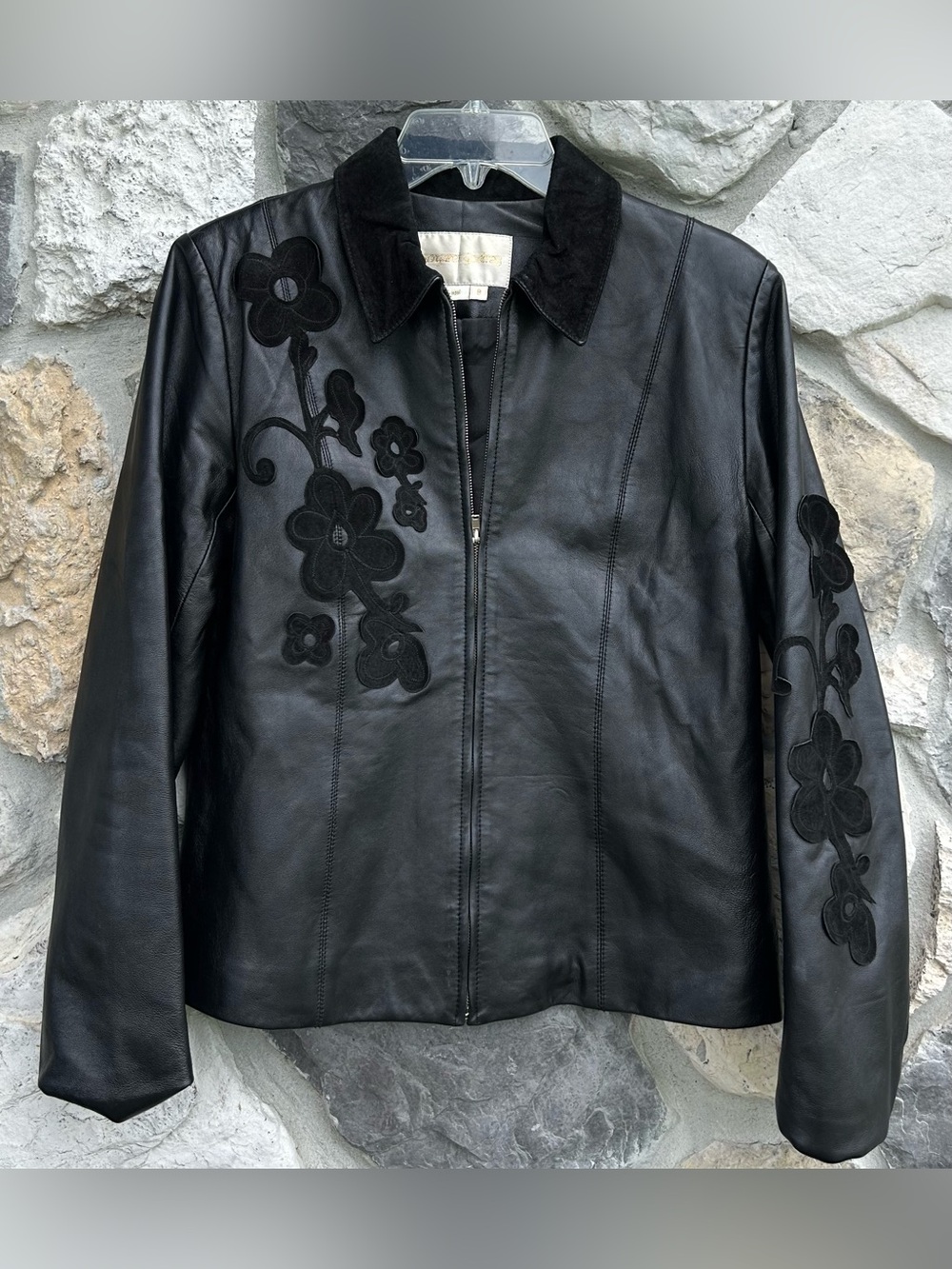 Margaret Godfrey Black Leather Jacket Size 8 (M) Suede Floral Accents Boho Artsy